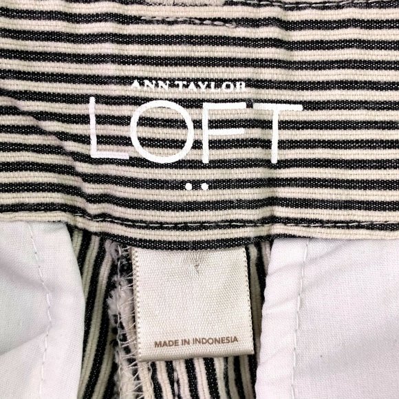 LOFT Original Crop Seersucker Striped Pants 2 - Picture 6 of 8